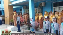 KEPSEK SMP NEGERI 5 LAHAT GELAR MPLS TAHUN AJARAN 2026 -2027