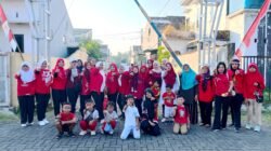 ” Semangat Gotong Royong ” Warga RW 09 Sumbersari Gelar Jalan Santai Peringati HUT RI ke-81
